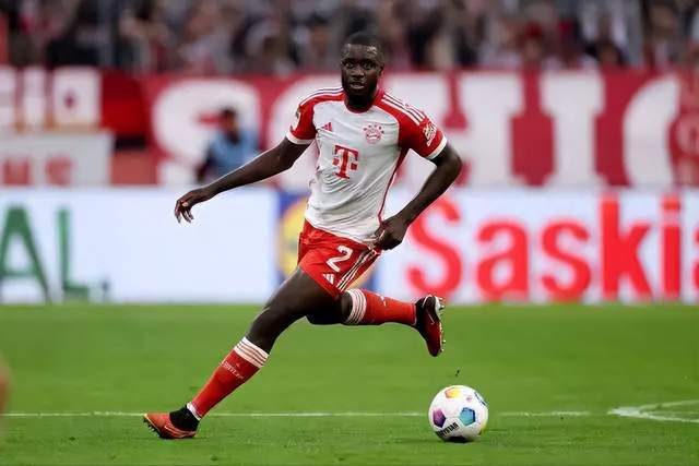 包含重磅！今夜拜仁慕尼黑状态回暖里程碑夜里尔伤情更新，凯恩连续二十场比赛得分超过伤愈复出的词条