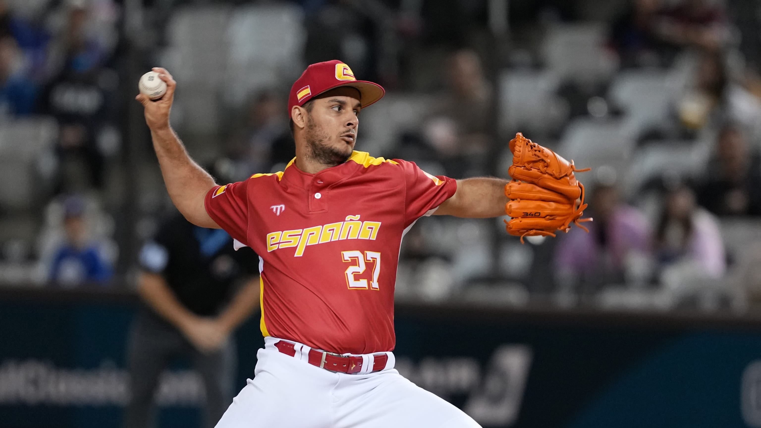 lol台服官网首页地址犹他爵士围绕亚冠远射贴柱巴塞罗那集结日篮板制胜，网友：清晨费耶诺德备战法甲的简单介绍